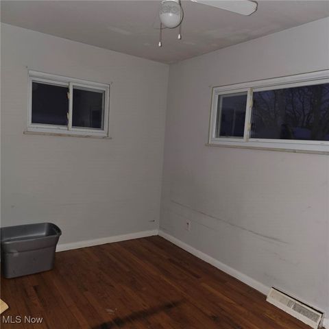 23080 Mildred Avenue, North Olmsted, OH 44070