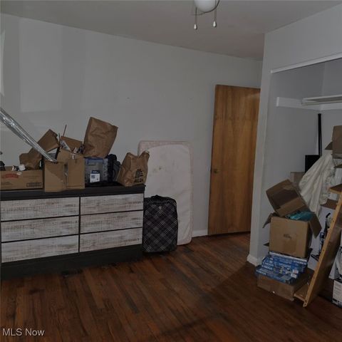 23080 Mildred Avenue, North Olmsted, OH 44070