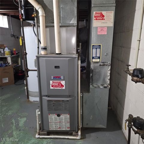 23080 Mildred Avenue, North Olmsted, OH 44070