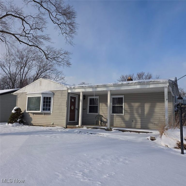 23080 Mildred Avenue, North Olmsted, OH 44070