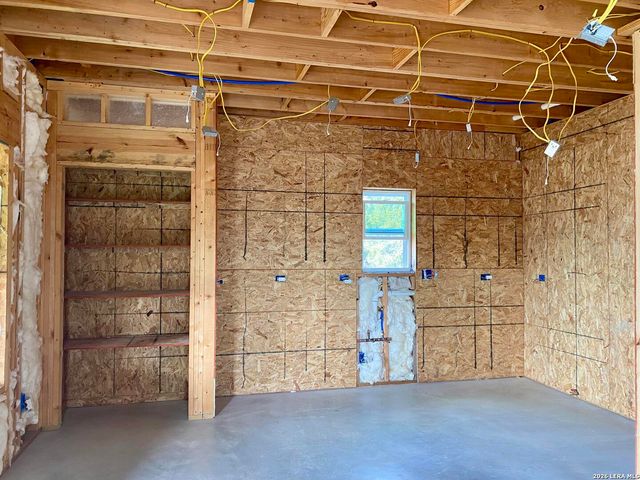 298 Medina, Bandera, TX 78003