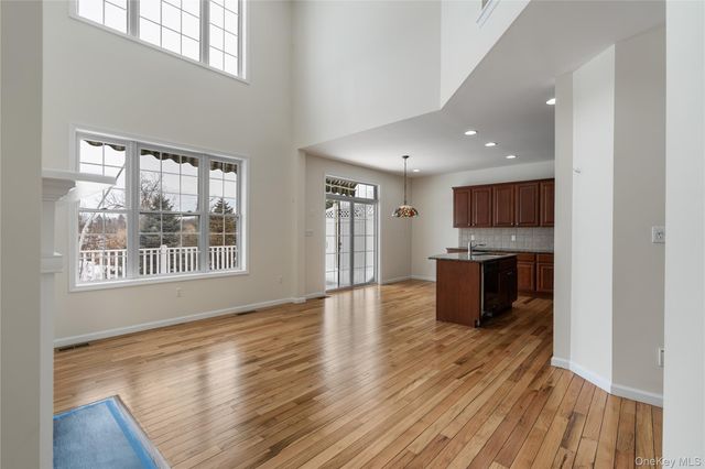 6 Turnberry Court, Monroe, NY 10950