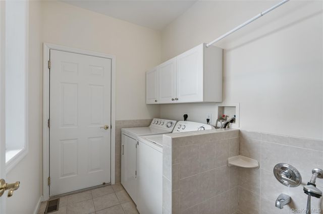 6 Turnberry Court, Monroe, NY 10950