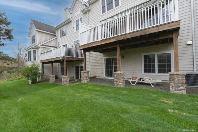 6 Turnberry Court, Monroe, NY 10950