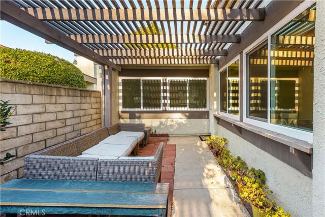 5573 E Vista Del Rio, Anaheim Hills, CA 92807
