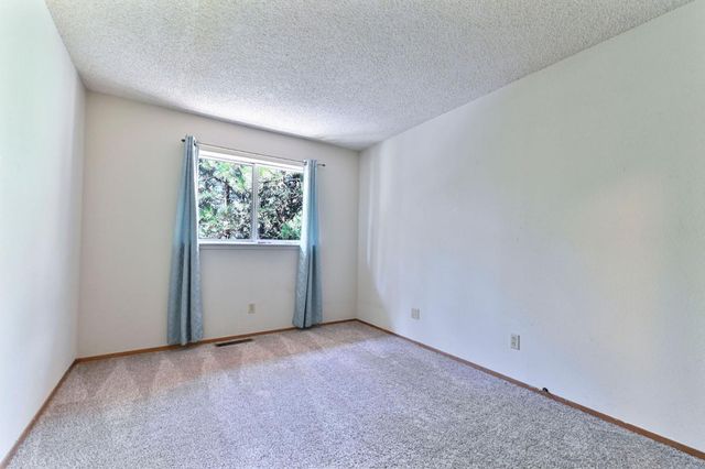 17884 Ruggles Ct, Pioneer, CA 95666