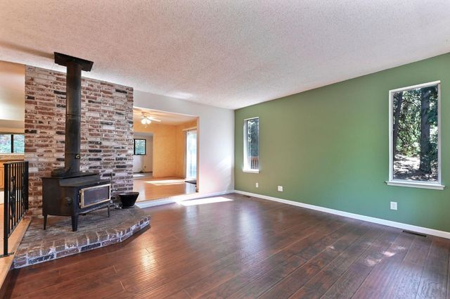 17884 Ruggles Ct, Pioneer, CA 95666