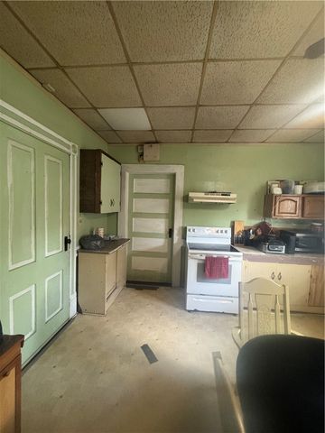 801 Lee Ave, Waycross, GA 31501