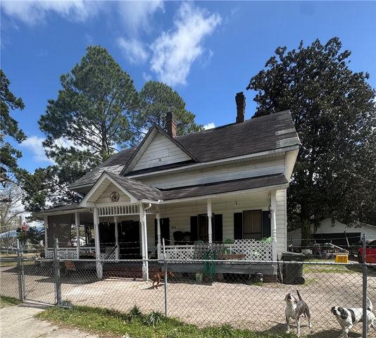 801 Lee Ave, Waycross, GA 31501