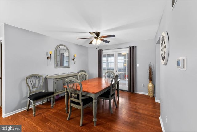 8 CRAIG RD, Bear, DE 19701