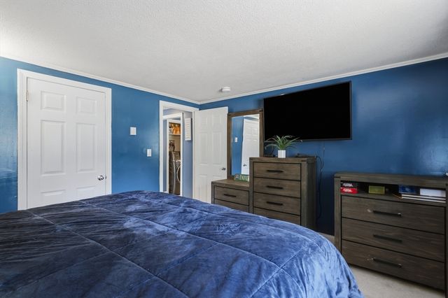 10 Hazelwood Ave 2, Dracut, MA 01826