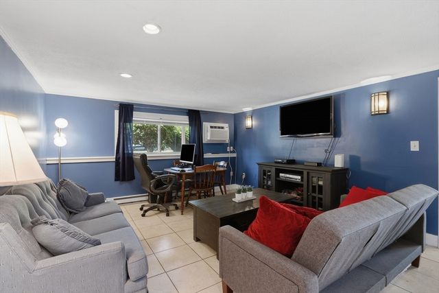10 Hazelwood Ave 2, Dracut, MA 01826