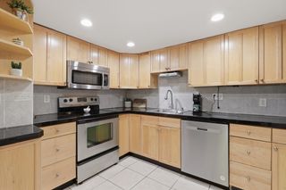 10 Hazelwood Ave 2, Dracut, MA 01826