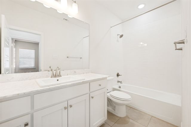 12986 Jk Ojha Street, Farmers Branch, TX 75234