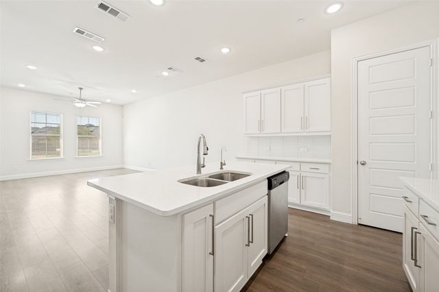 12986 Jk Ojha Street, Farmers Branch, TX 75234