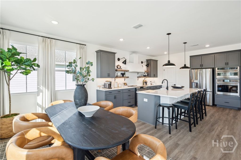 Image 17 of property listing at 185 Mage Street, Savannah, GA 31302