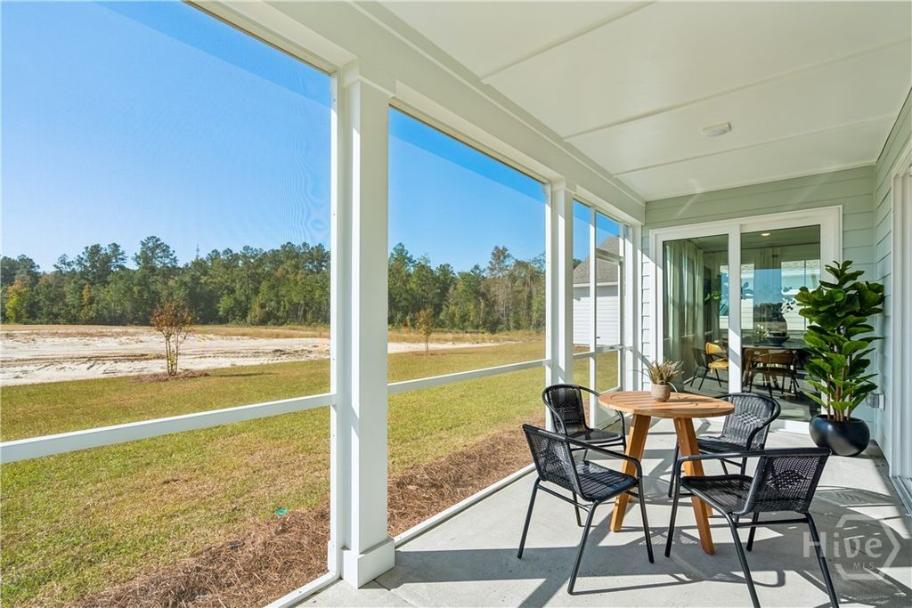 Image 27 of property listing at 185 Mage Street, Savannah, GA 31302
