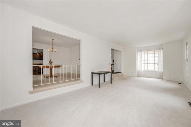 6 MASTENBROOK CT, Montgomery Village, MD 20886