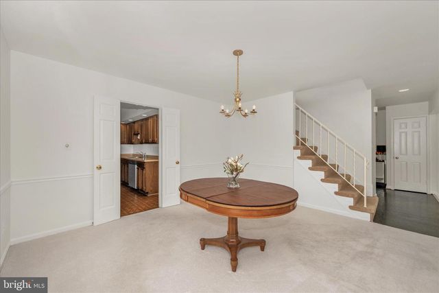 6 MASTENBROOK CT, Montgomery Village, MD 20886