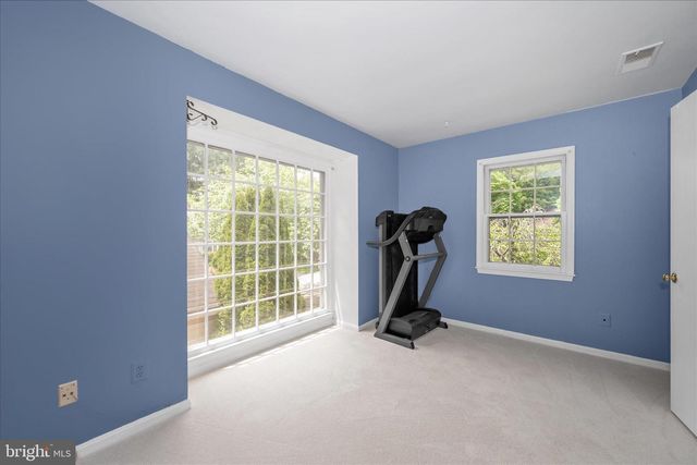 6 MASTENBROOK CT, Montgomery Village, MD 20886