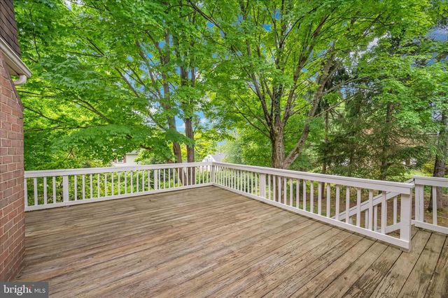 6 MASTENBROOK CT, Montgomery Village, MD 20886