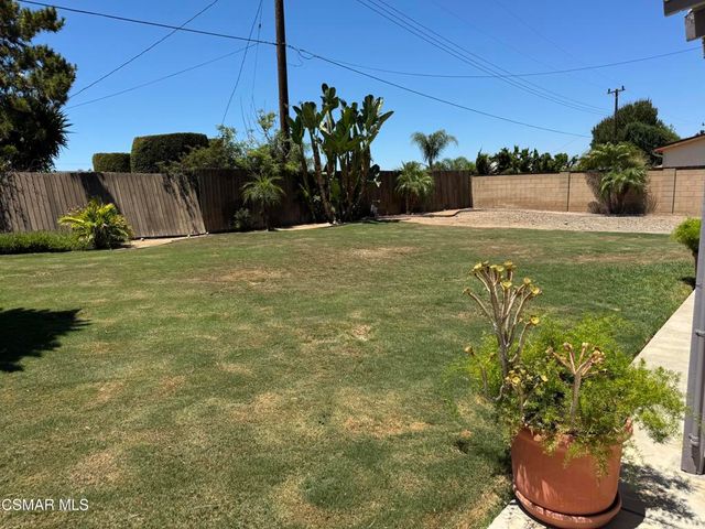2884 Gardner Street, Simi Valley, CA 93065