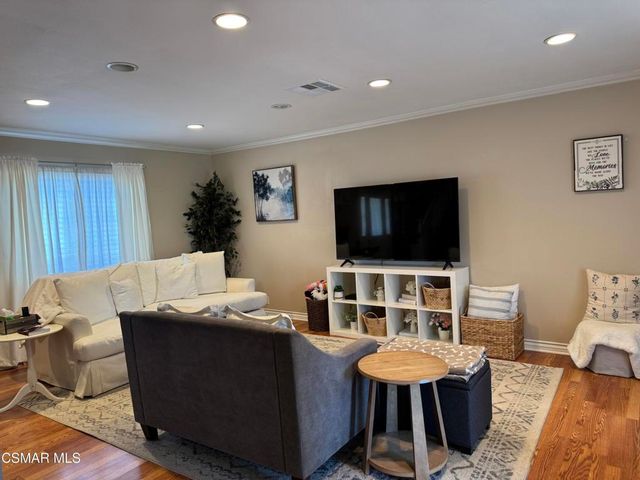 2884 Gardner Street, Simi Valley, CA 93065