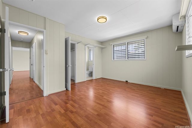 1063 Luawai Street, Honolulu, HI 96816