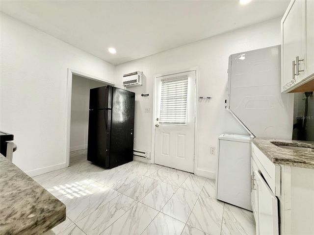 507 N RIDGEWOOD DRIVE 4, Daytona Beach, FL 32114