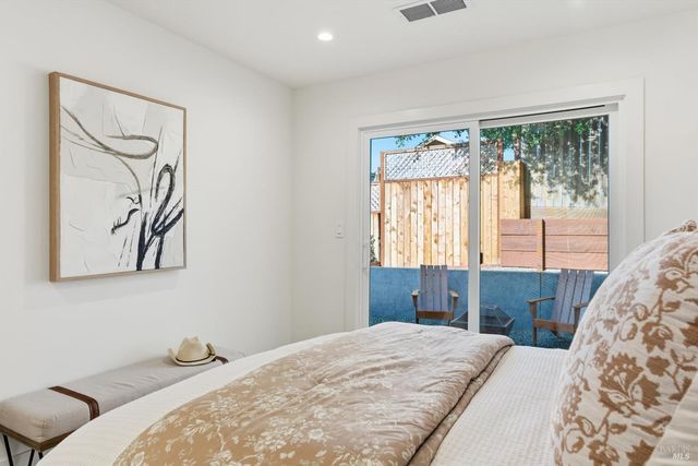 4 George Ter, Petaluma, CA 94952