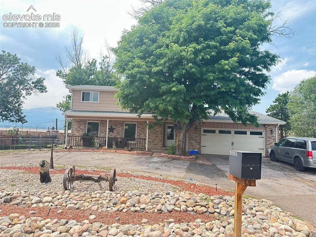 6948 Prince Drive, Colorado Springs, CO 80918