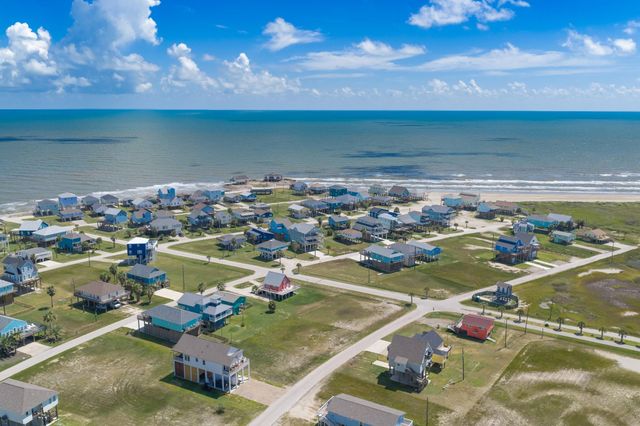 13016 Jean Lafitte Drive, Freeport, TX 77541