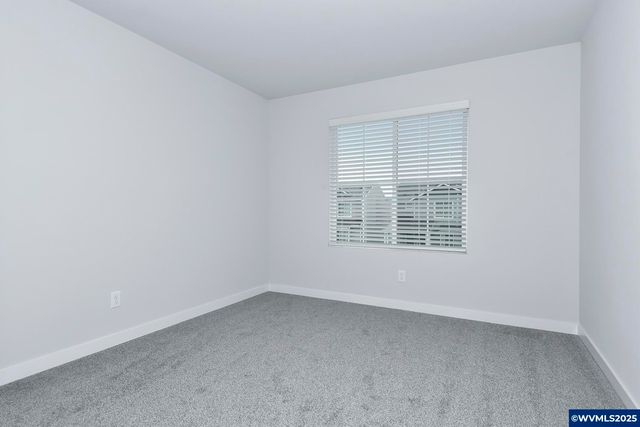 1375 Owl Av, Woodburn, OR 97071