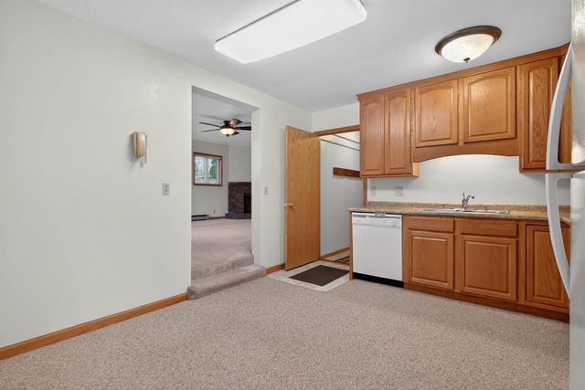 4317 Hillside Drive, Cedar Falls, IA 50613