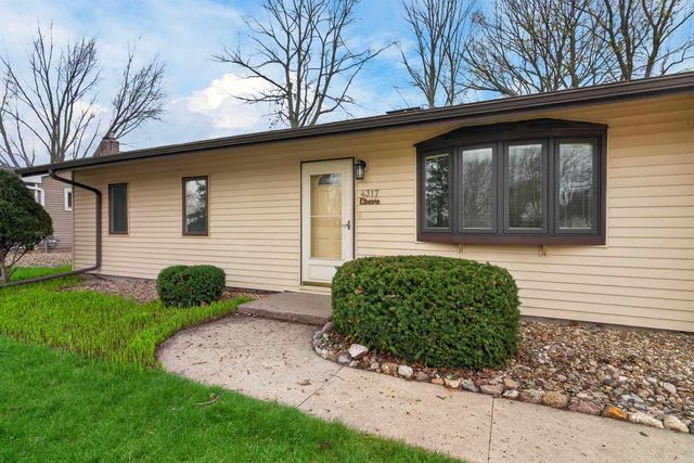 4317 Hillside Drive, Cedar Falls, IA 50613