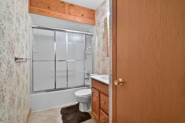4317 Hillside Drive, Cedar Falls, IA 50613