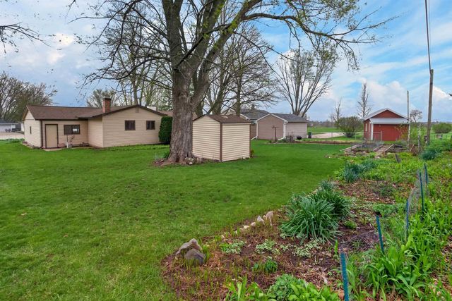 4317 Hillside Drive, Cedar Falls, IA 50613