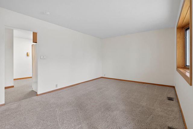 4317 Hillside Drive, Cedar Falls, IA 50613