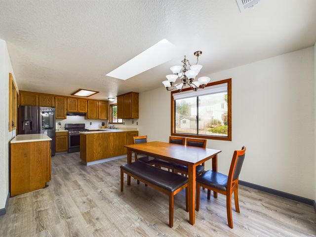 2395 Meadow Court, Mckinleyville, CA 95519