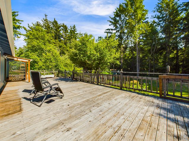 2395 Meadow Court, Mckinleyville, CA 95519