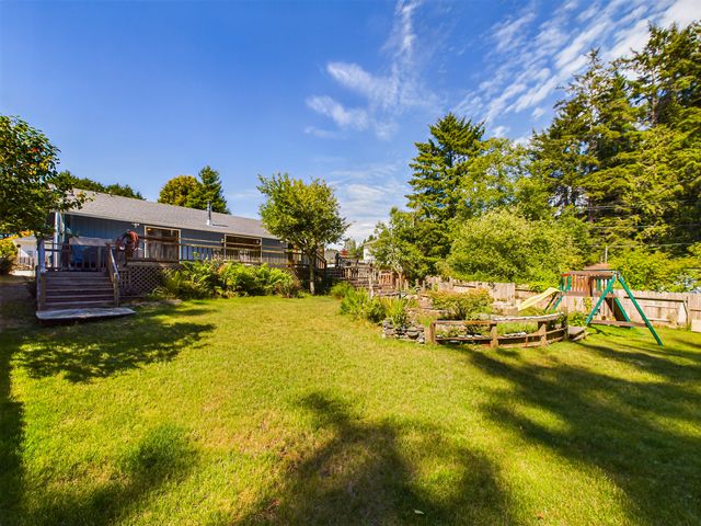 2395 Meadow Court, Mckinleyville, CA 95519