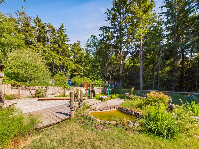 2395 Meadow Court, Mckinleyville, CA 95519