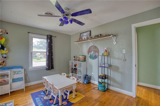 106 Lynn DR, Portsmouth, VA 23707