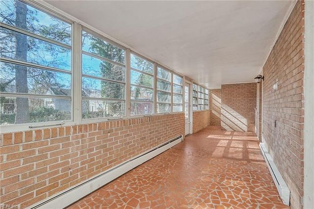 106 Lynn DR, Portsmouth, VA 23707