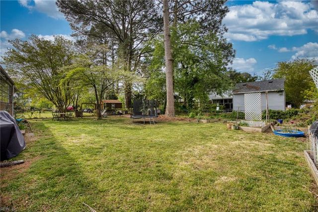 106 Lynn DR, Portsmouth, VA 23707