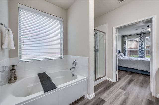 1701 Ridge Creek Lane, Aubrey, TX 76227