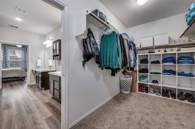 1701 Ridge Creek Lane, Aubrey, TX 76227