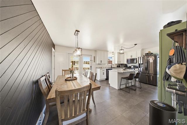 18374 State Highway 185, Potosi, MO 63664