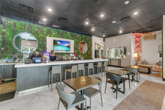 185 SE 14th Ter 1611, Miami, FL 33131