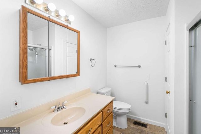 810 Hog Creek Road, Hiawassee, GA 30546